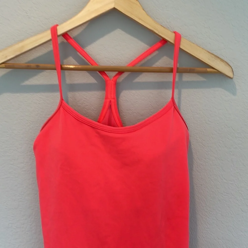 lululemon Power Y Tank Size 8 - Picture 2 of 5